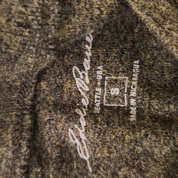 Eddie Bauer long sleeve green t shirt size small - Picture 2 of 3